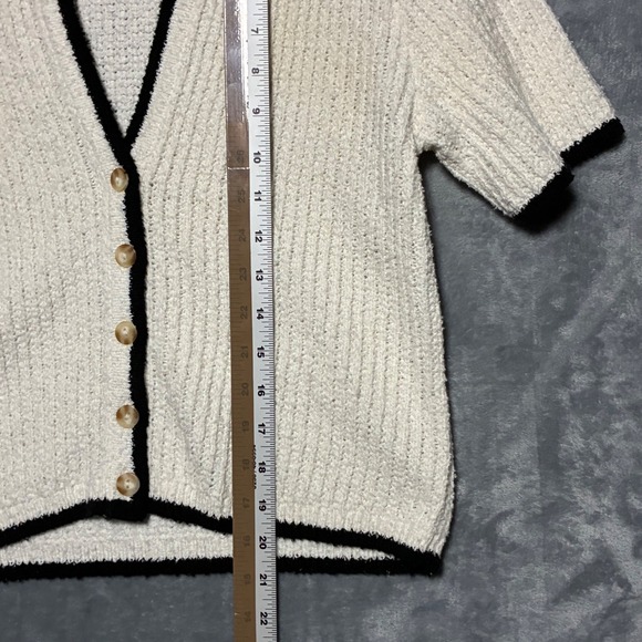 Abercrombie and Fitch Short-Sleeve Crochet-Style Polo Knit Top Women's XS - Picture 7 of 7